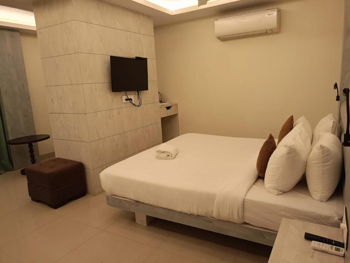 Hotel Rishiraj, Nagaon Nagaon  Exterior foto