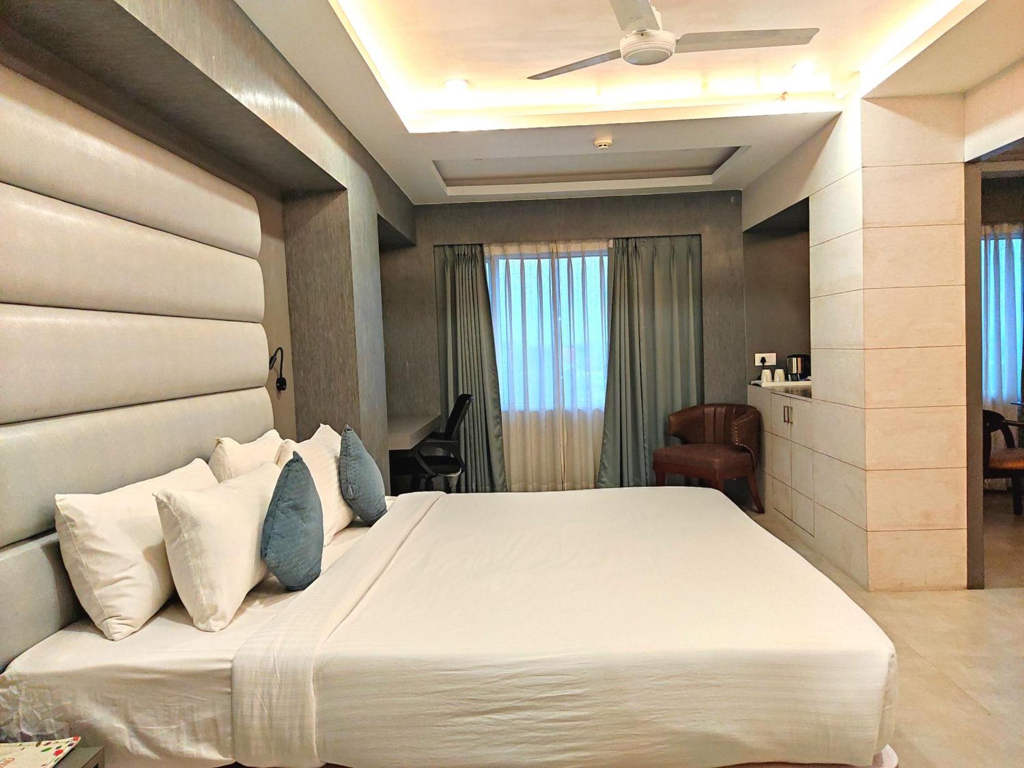 Hotel Rishiraj, Nagaon Nagaon  Exterior foto